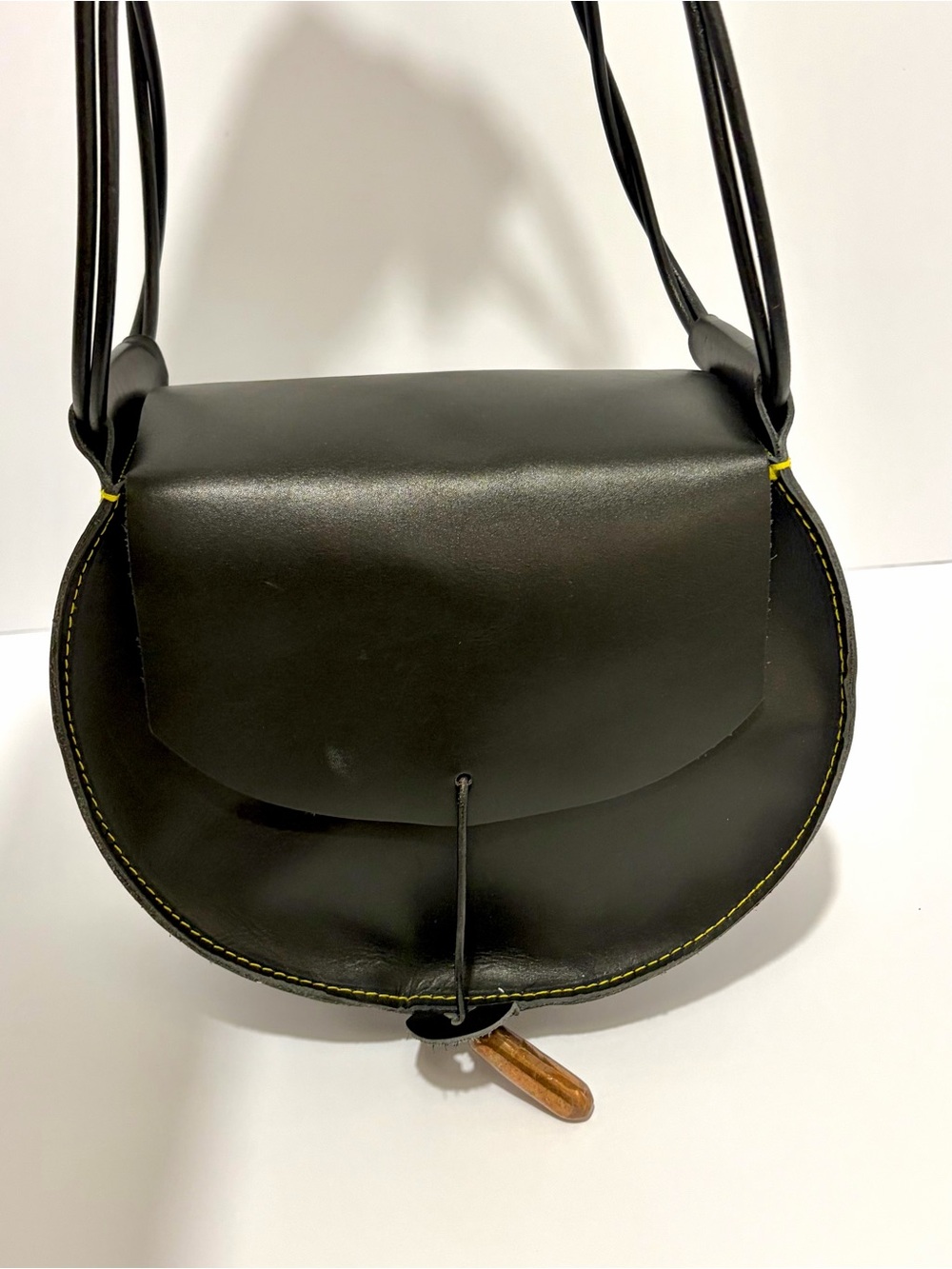 Junumade Black Drum Bag Leather Crossbody Bag with Yellow Stitching